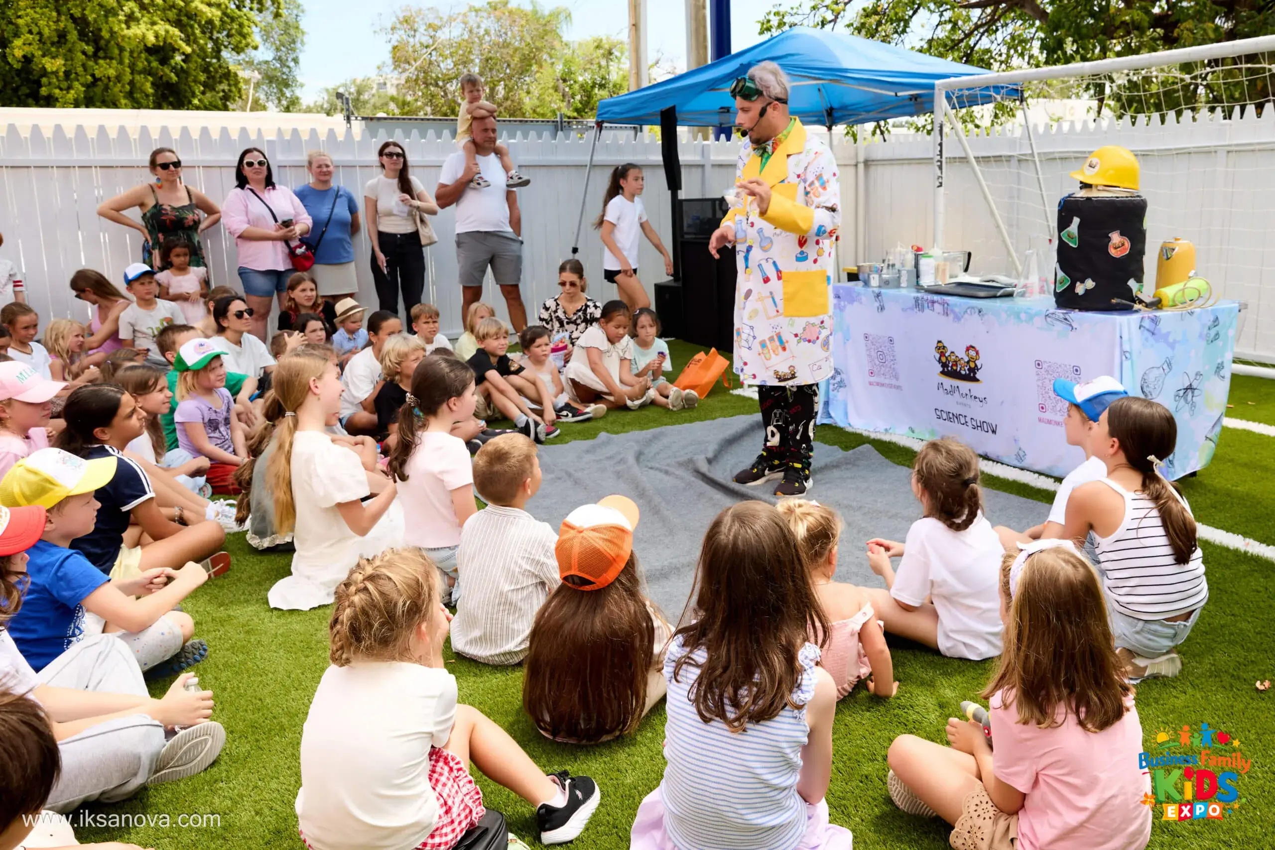 The first event in this format drew strong interest from businesses and families with children alike. Photo: Irina Iksanova.